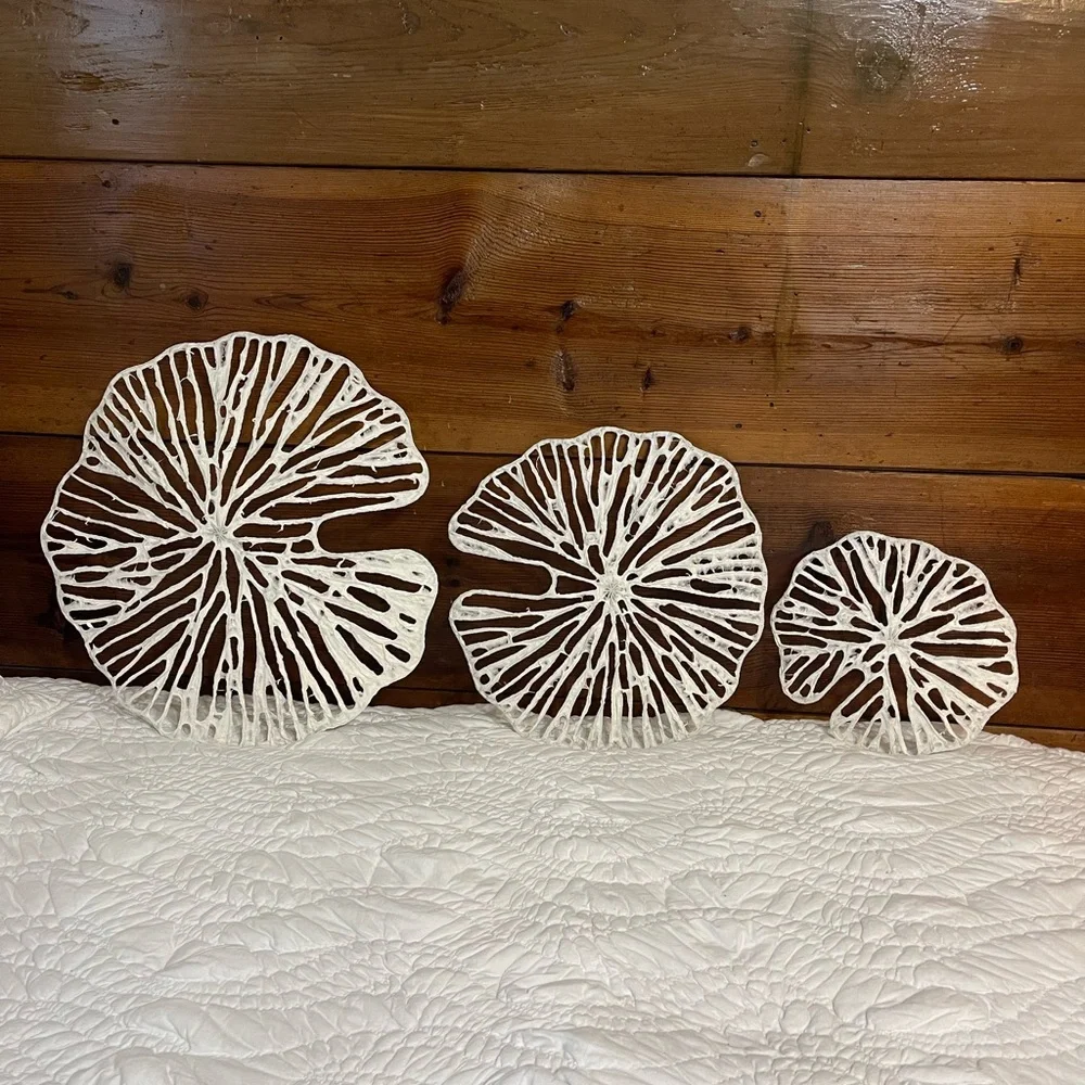 New Anthropologie Sand Dollar Paper Wall Hangings, Set of 3 - Picture 3 of 10